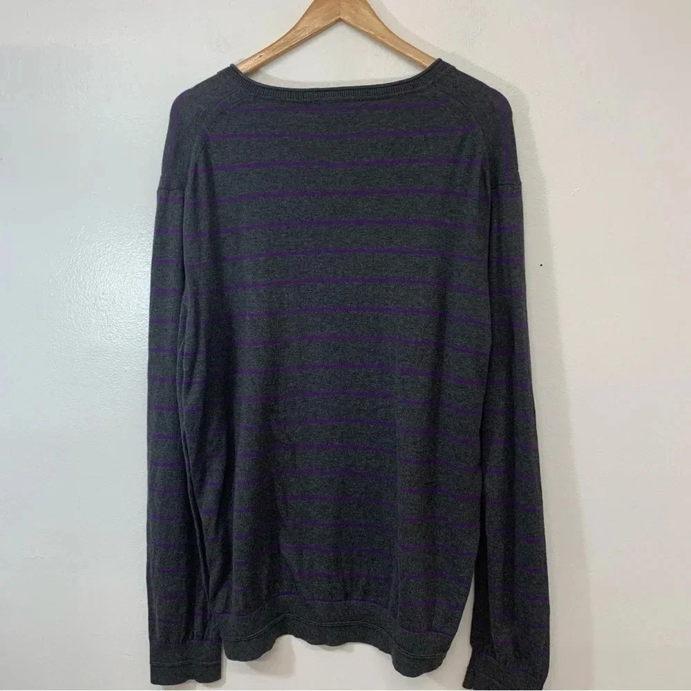 Armani Exchange Sweater  Men XL Cotton Cashmere  V Neck Gray Purple Stripe Light - Picture 5 of 12